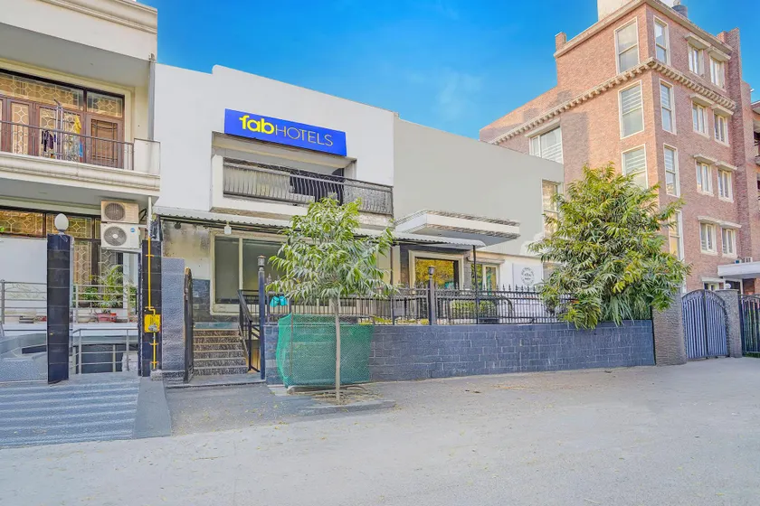 FabHotel HM Residency - Image 1