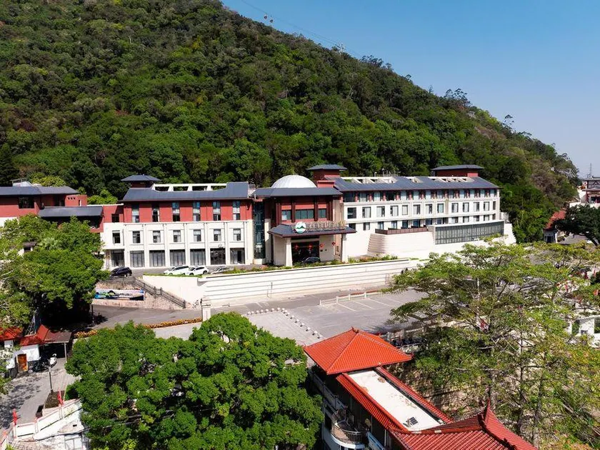 Shizhu Mountain Hotel - Image 1