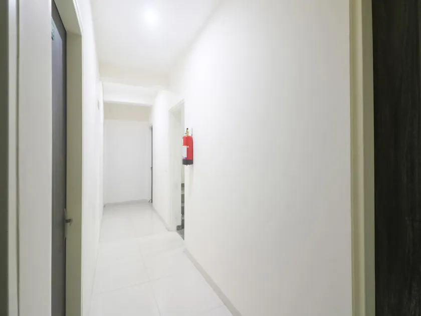 Hotel O Golf Inn Rooms - Image 1