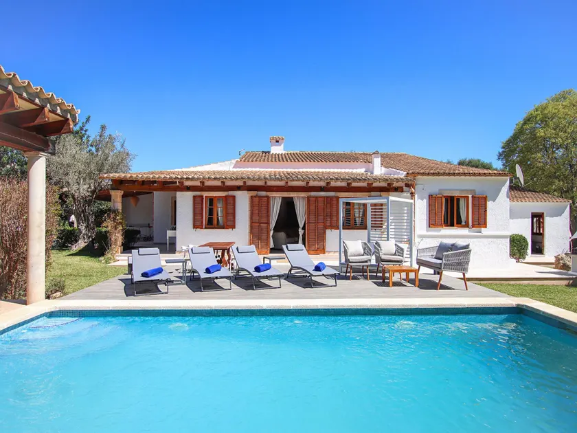 Stylish Two-Bedroom Anere Villa - Image 1