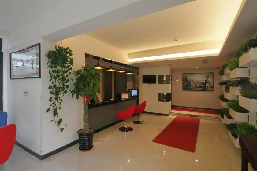 Magnotel Hotel （Shanghai Wujiaochang Changhai Hospital Branch) - Image 1