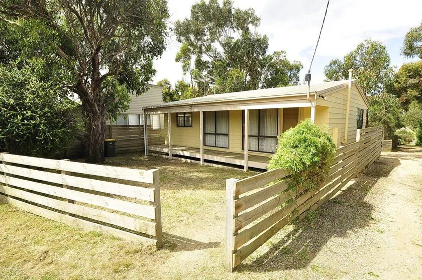 Kates Cottage - Image 1