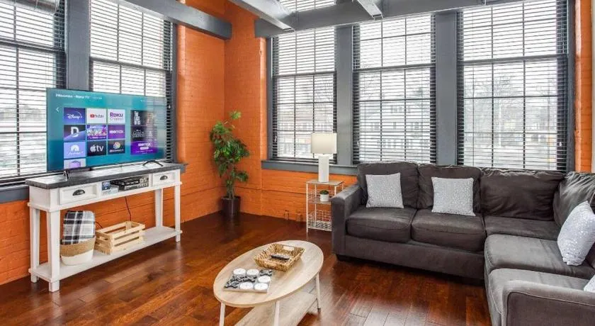 Centric Modern Loft w/ King Beds & Smart GameTable - Image 1
