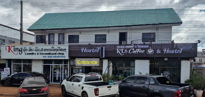 KL's Coffee & Hostel - Image 1