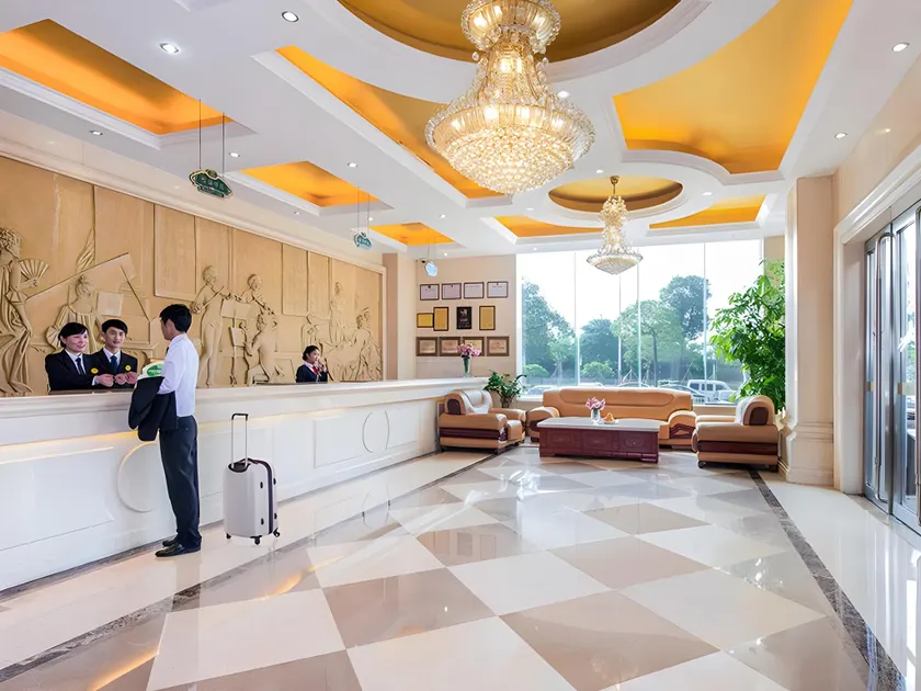 Vienna Hotel Shenzhen Shangjin Center - Image 1