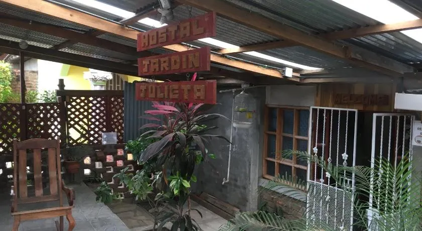 Murph's Surf Shacks - Image 1