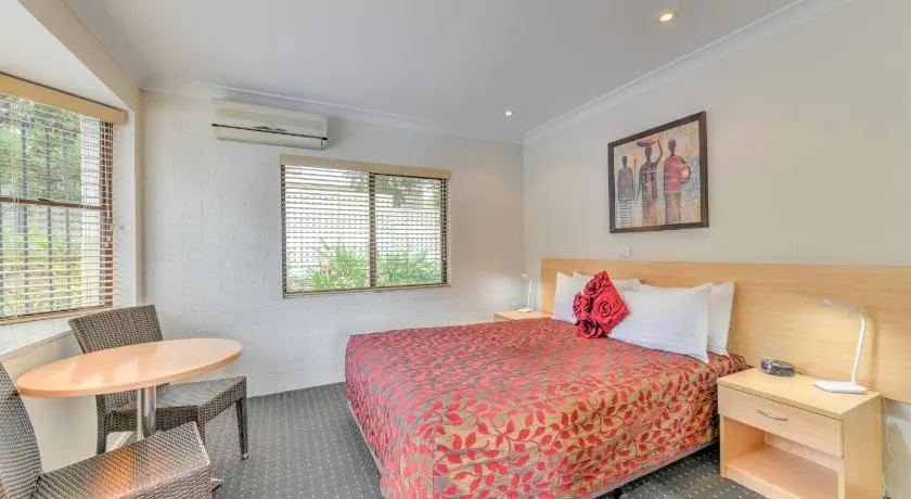 Motel Grande - Image 1