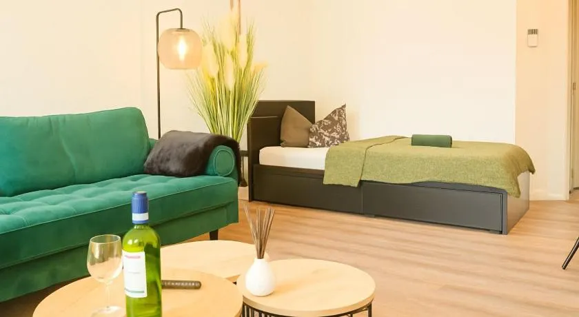 Stilvolles Business-Apartment Chemnitz Süd - Schreibtisch - Waschmaschine - 3 Personen - WIFI - Nähe Uni - Image 1