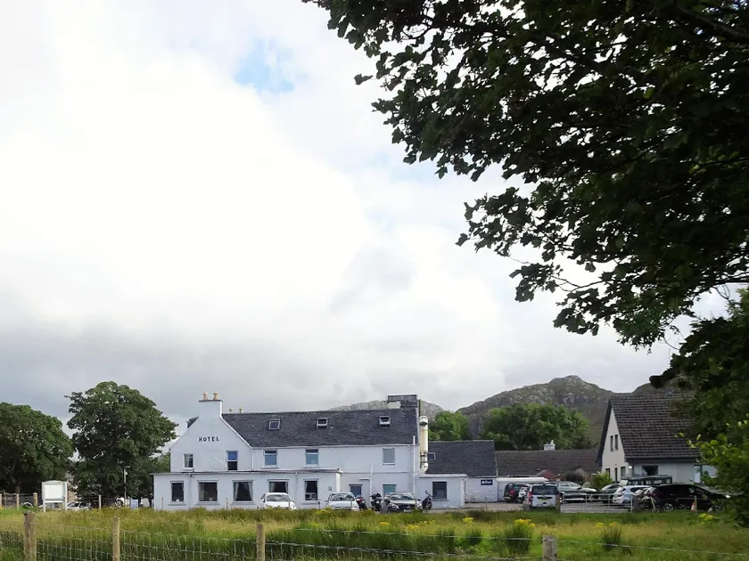 Poolewe Hotel - Image 1