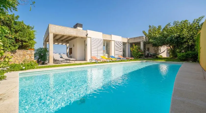 Villa Illa - Image 1