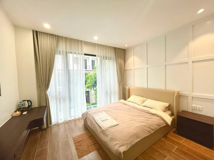 Bella Hotel - Image 1