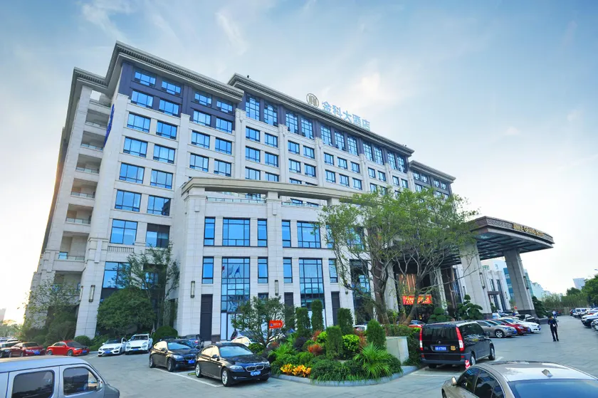 Wangfu Jinke Grand Hotel - Image 1