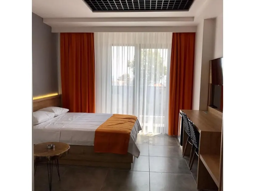 MOPE Hotel - Image 1
