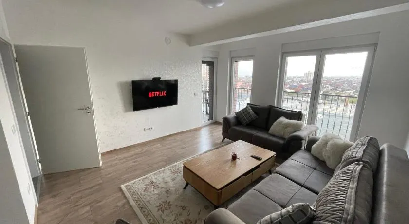 ShooTer Apartments - Image 1
