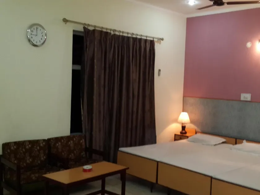 Hotel Pawan - Image 1