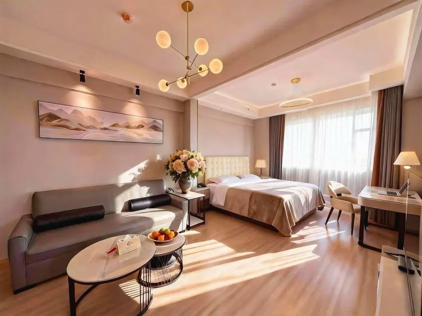 G-Home Lakeview Hotel (Wuhai Lake Leisure Resort Area Branch) - Image 1