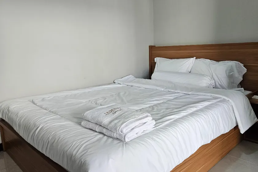 Guest House Saqeena Syariah Near Blitar Park RedPartner - Image 1