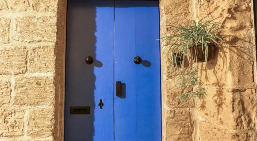 The Blue Village Suites by 360 Estates - Image 1