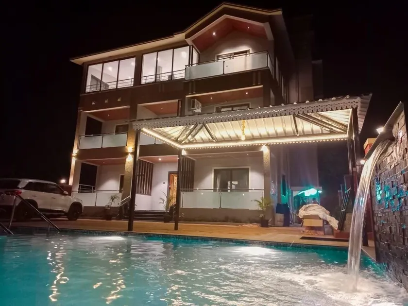 Mountain Majestic Villa - Image 1
