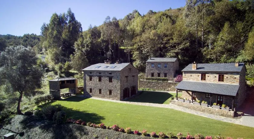 Aldea Rural y Gastro Restaurante Casona de Labrada - Image 1