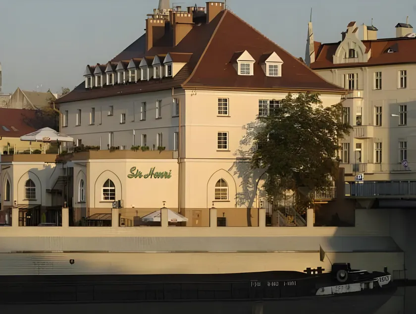Hotel Piast - Image 1