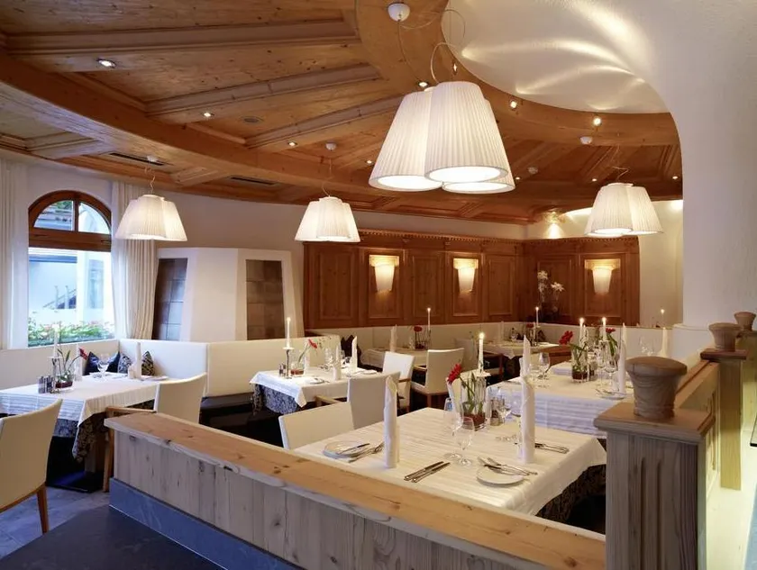 Hotel Tirol - Image 1