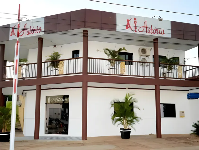 Hotel Astoria - Image 1