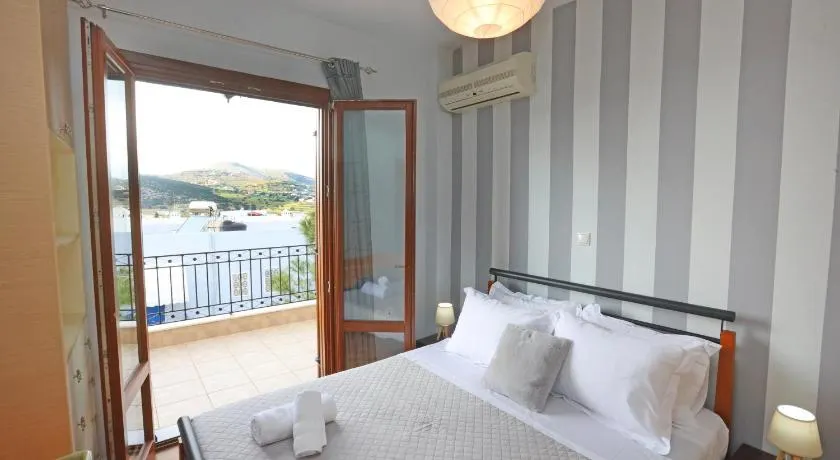 Mesaria House Syros - Image 1