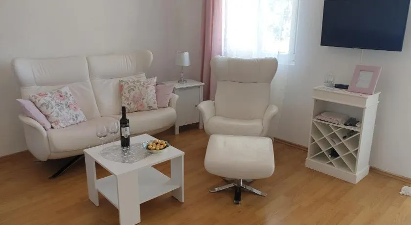 Apartments Mare - Image 1