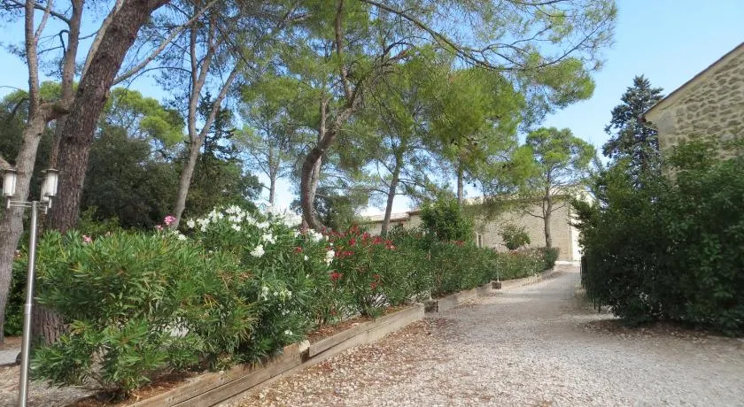 Les Studios-Hôtel de Sommières - Image 1