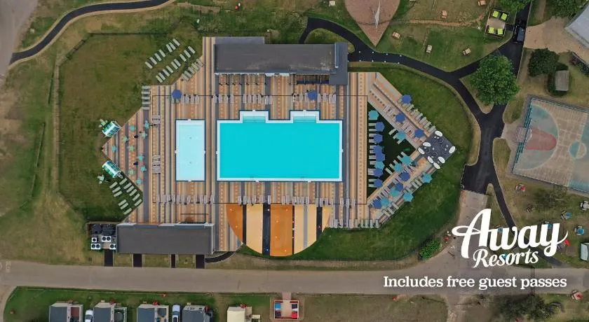 Tattershall Lakes Country Park by Away Resorts - Image 1