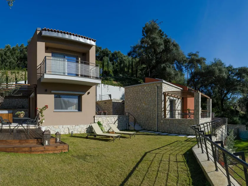 Topos Villas - Image 1