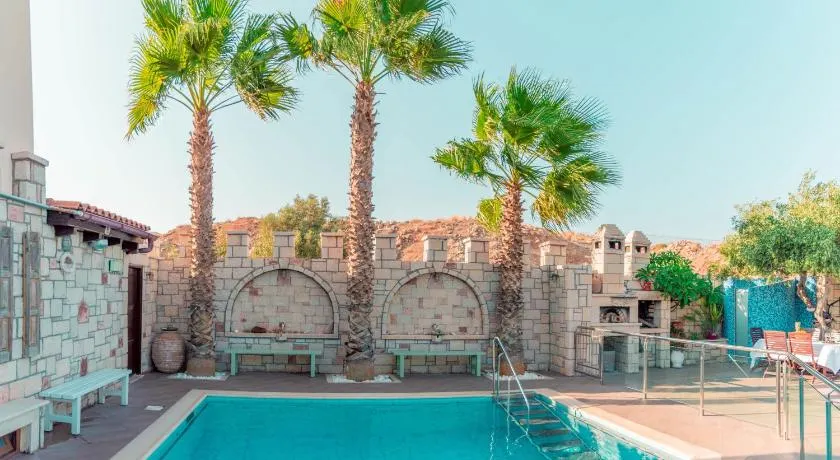 Luxury Villa Karteros - Image 1