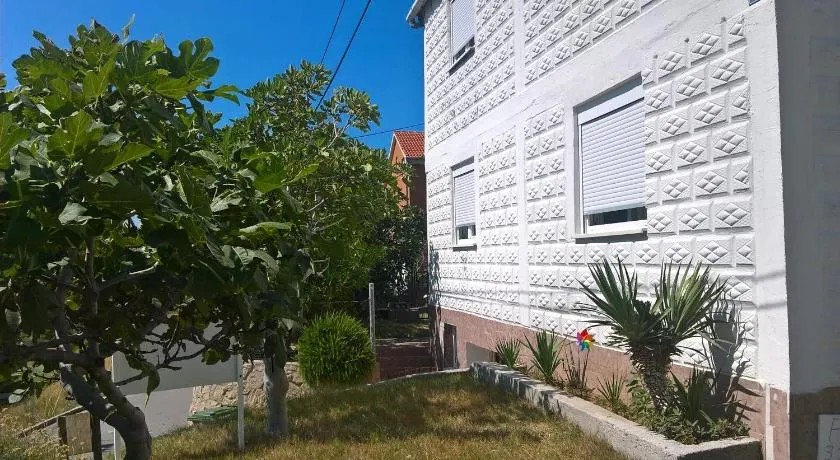 APARTMAN PAVE & ILIJA jr - Image 1