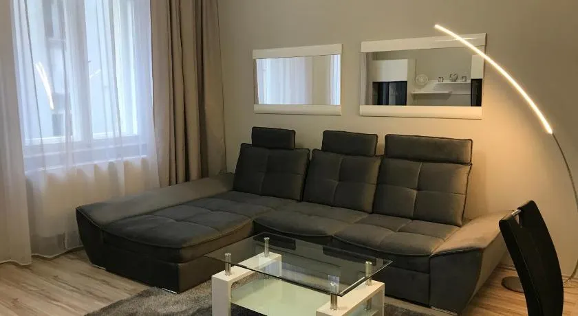 Bervia Apartman - Image 1
