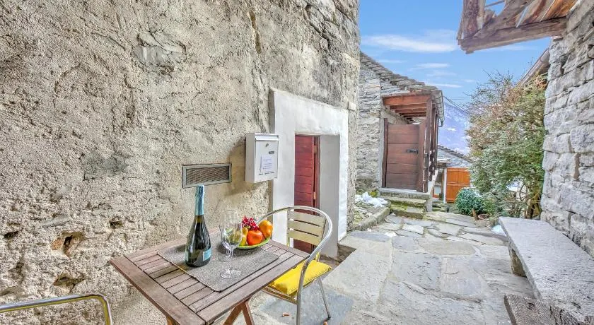 Rustico Caterina - Happy Rentals - Image 1
