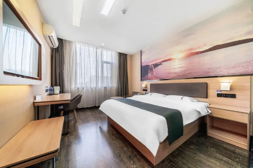 Thank U Hotel (Heping Square Branch, Xuefu East Street, Xinfu District, Xinzhou, Shanxi) - Image 1