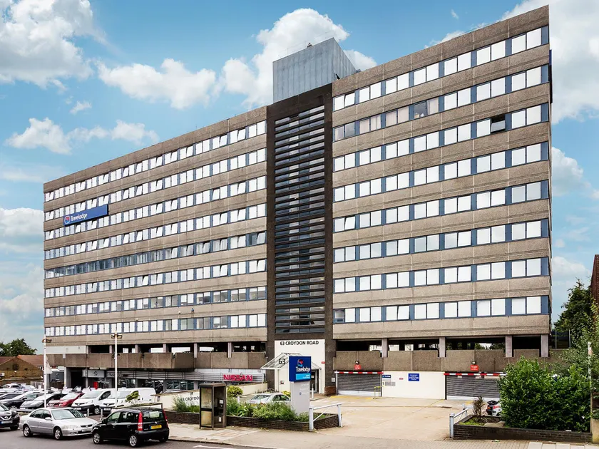 Travelodge London Crystal Palace - Image 1