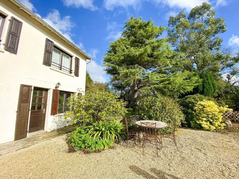 Holiday Home Only 2km From Tr Veneuc Beach - Image 1