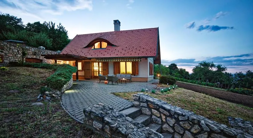 Öreghegyi Panoráma Villa, Balatonederics - Image 1