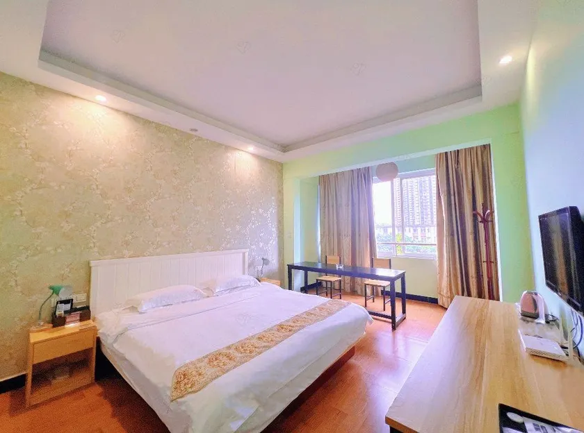 Tiankai Holiday Hotel (Yaobu Ancient Town) - Image 1