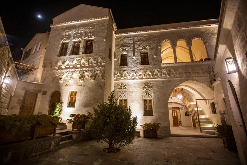 Sinasos Evleri - Image 1