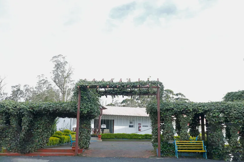 Deccan Park Resort - Image 1