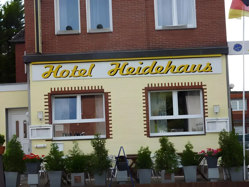 Hotel Heidehaus - Image 1