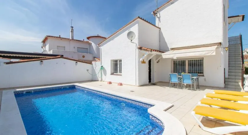 Goldhome - Montseny 11 - Private heated pool - Image 1