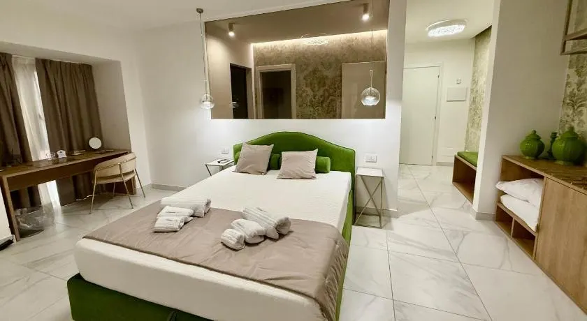Albanèse Luxury Rooms - Image 1