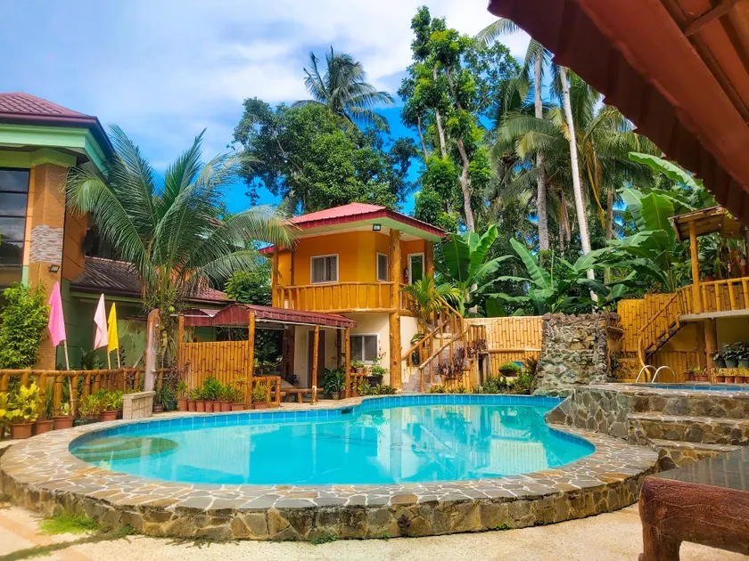 Stefanie Grace Inn - Image 1