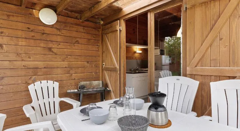 Chalet confort 2 - Image 1