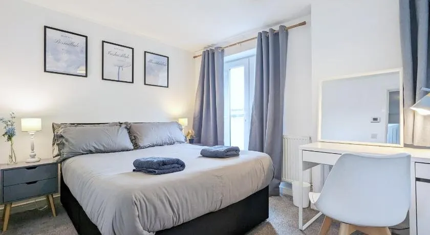 Guest Rooms Near City Centre & Anfield Free Parki - Image 1