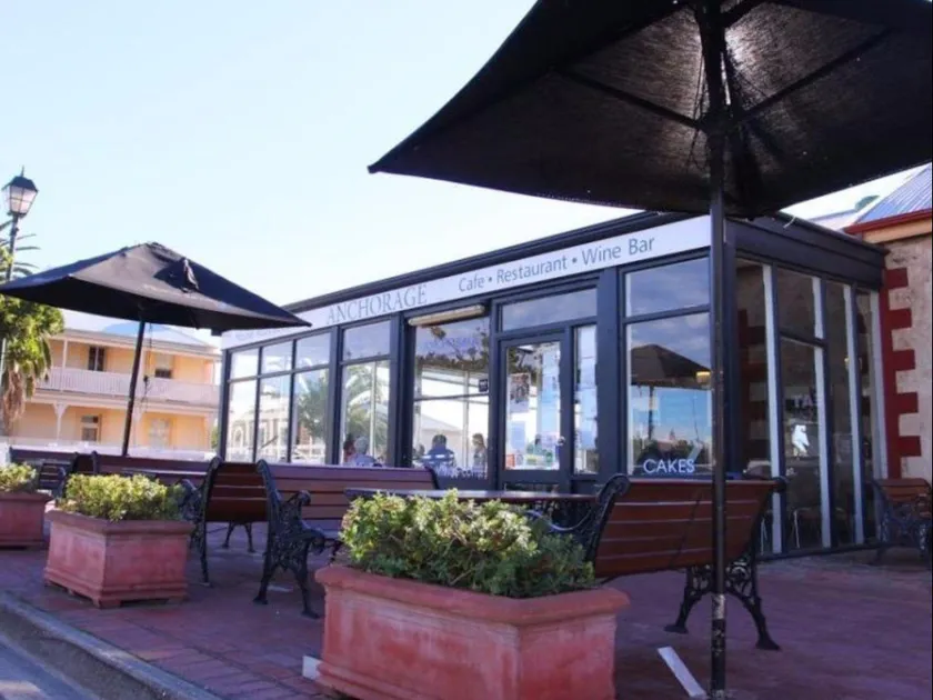 Anchorage Seafront Hotel - Image 1